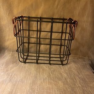 Metal wired gun metal colored basket w/copper colored handles-NWOT’s, farmhouse.